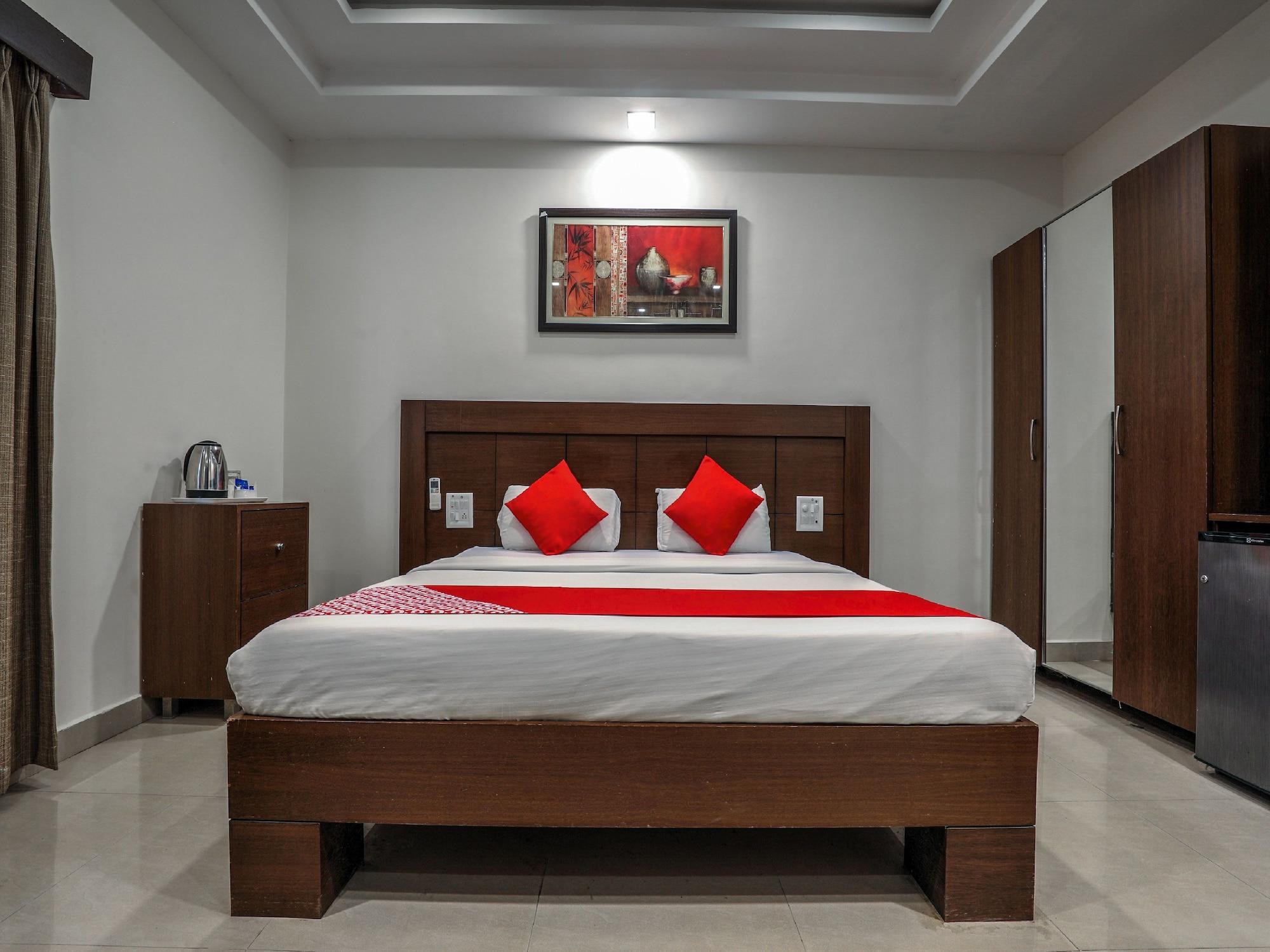 Treebo Trend Hotel Jp Plaza Nampally Hyderabad Eksteriør billede