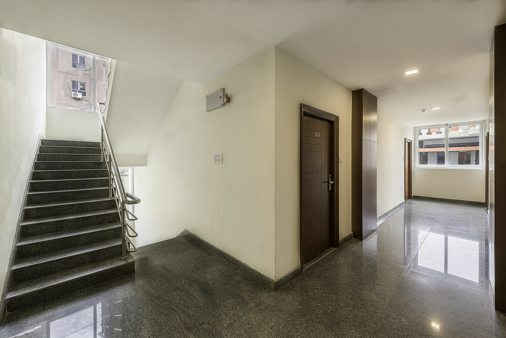 Treebo Trend Hotel Jp Plaza Nampally Hyderabad Eksteriør billede
